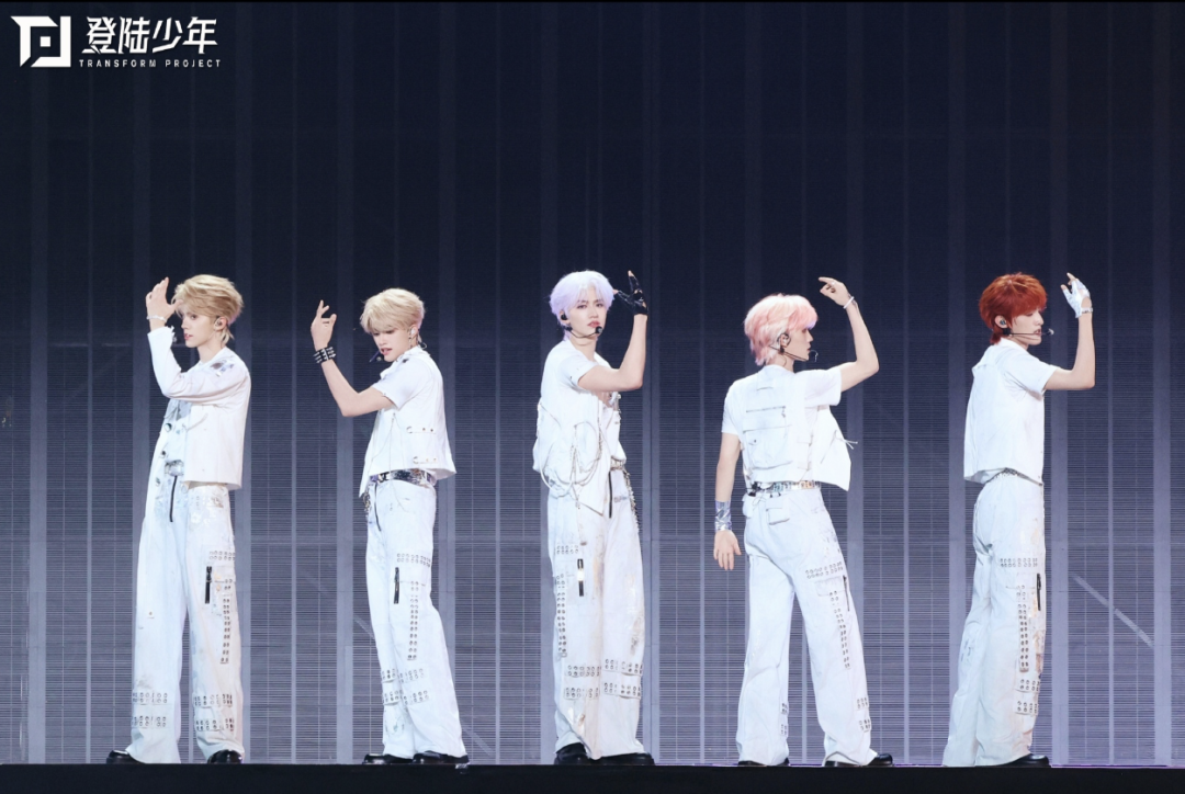 TOP登陆少年/图源:登陆少年组合