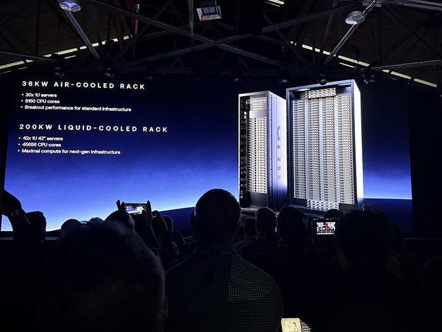 起猛了!Arm推出首个自研CPU,黄仁勋贴大脸发言