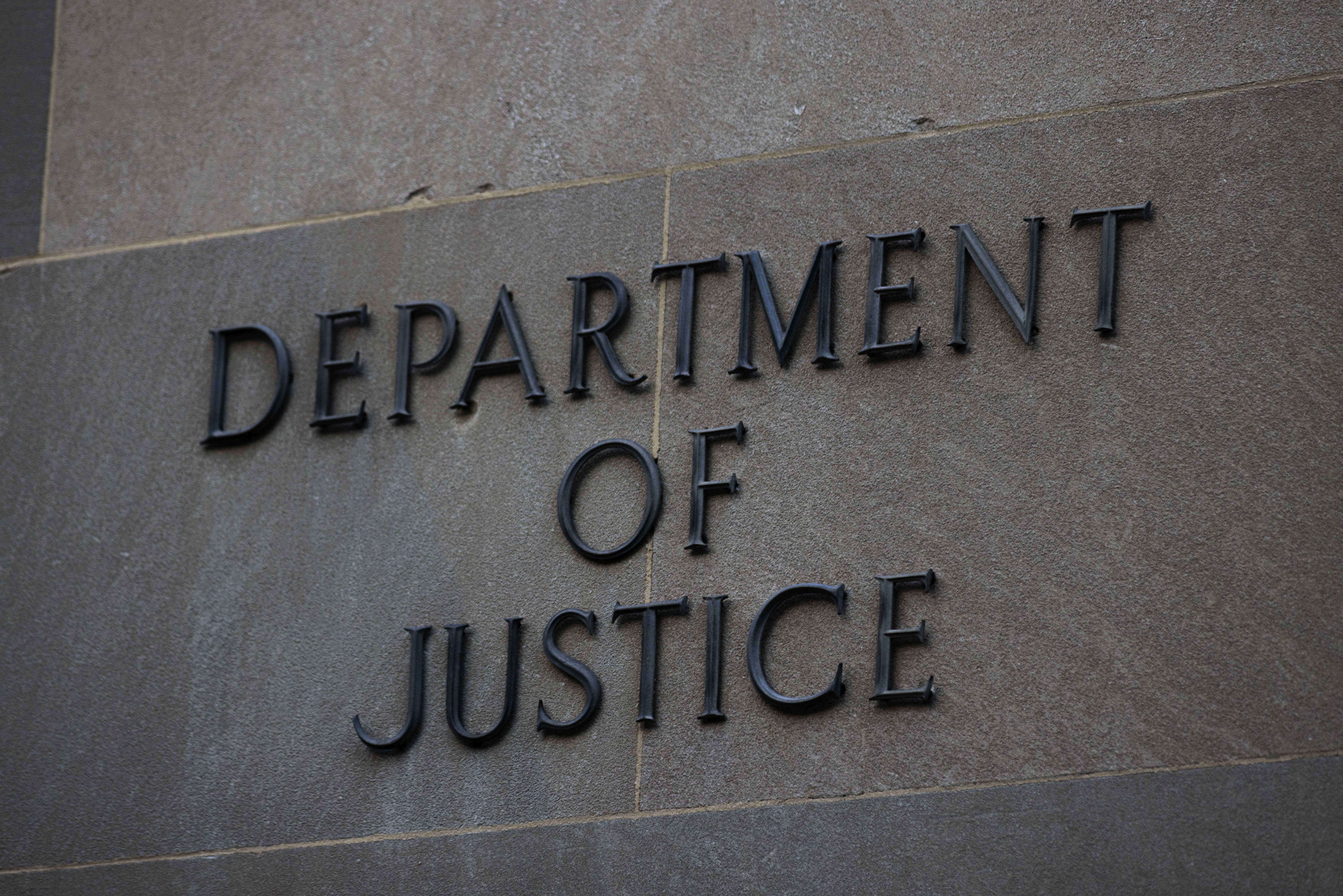 这是2023年8月1日在美国首都华盛顿拍摄的美国司法部大楼。新华社发(亚伦摄)