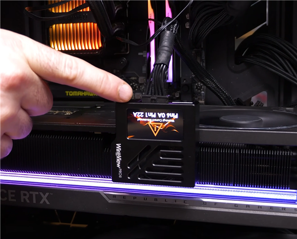 RTX 5090又烧了！专业评测媒体也难逃：直飙175&deg;C
