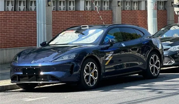 新一代小米SU7劲敌登场!尚界Z7T无伪装谍照曝光:将于3月底登场