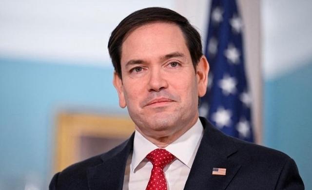 不仅特朗普胡言乱语，他手下的官员，比如鲁比奥等人也没有统一的说法