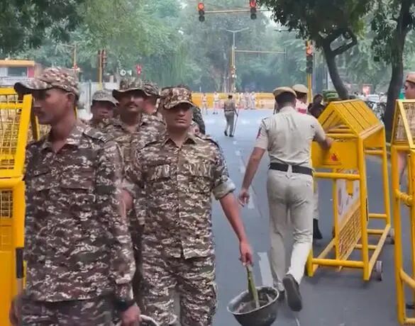 印度警方严阵以待，实施严格限制措施