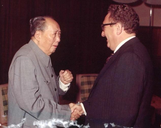基辛格问：苏联打过来怎么办？毛主席：他们想去哪就去哪，好得很