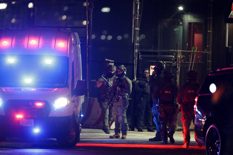 1月3日,载有被美方抓捕的委内瑞拉总统马杜罗及其妻子弗洛雷斯的飞机,抵达纽约斯图尔特空军国民警卫队基地。 IC Photo