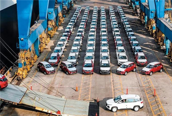 超一半家庭都有汽车！2025年全国机动车保有量达4.69亿辆