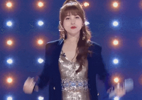 金莎参加《乘风破浪的姐姐》