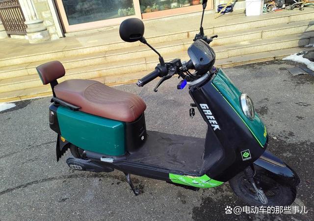 为什么你的72V电摩不耐用?行内人揭秘:电池没选对,骑一年就废-有驾