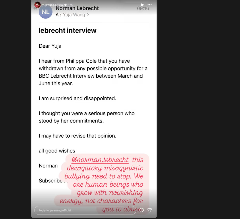 华裔女钢琴家反击乐评人霸凌,因着装大胆被骂10多年