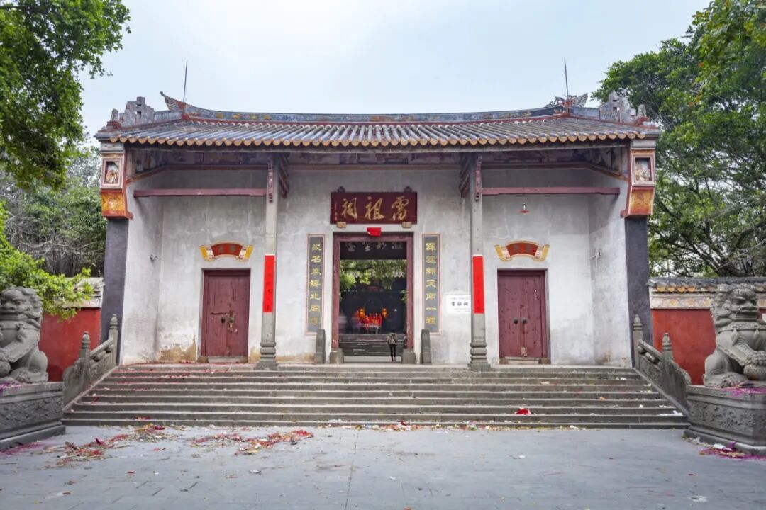 摄图网_701493849_广东省湛江市雷州市雷祖祠_(企业商用).jpg