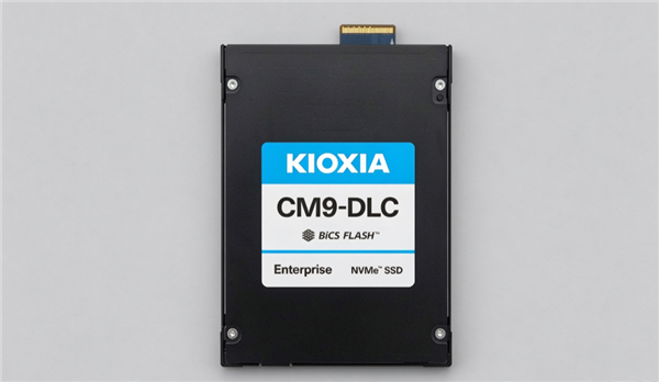 铠侠推出CM9-DLC版PCIe 5.0 SSD:新增直接液冷散热能力