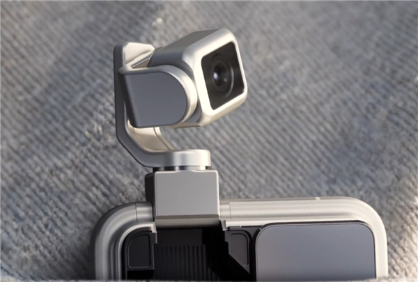 荣耀CEO李健官宣：Robot Phone今年Q3发布！首款机器人手机