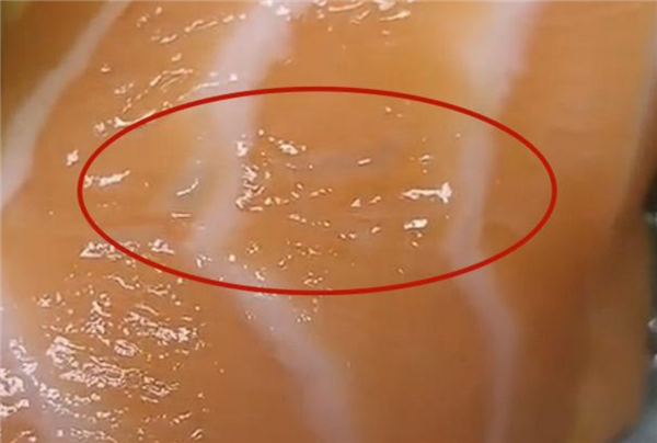 被投诉三文鱼出现寄生虫！山姆回应：脂肪线 系正常鱼肉组织