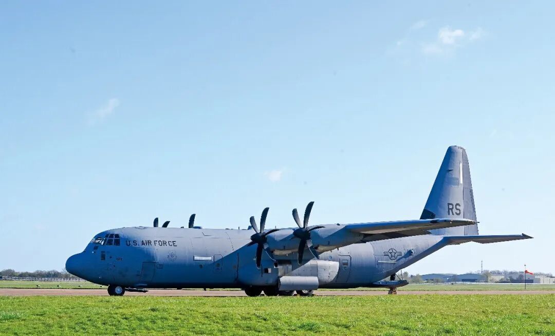 C-130“大力神”运输机