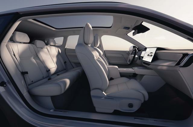 20万预算买纯电SUV？看完这篇沃尔沃XC70对比评测，别再盲目跟风！-有驾