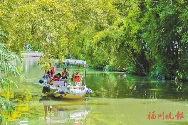 船行白马河,如在画中游。