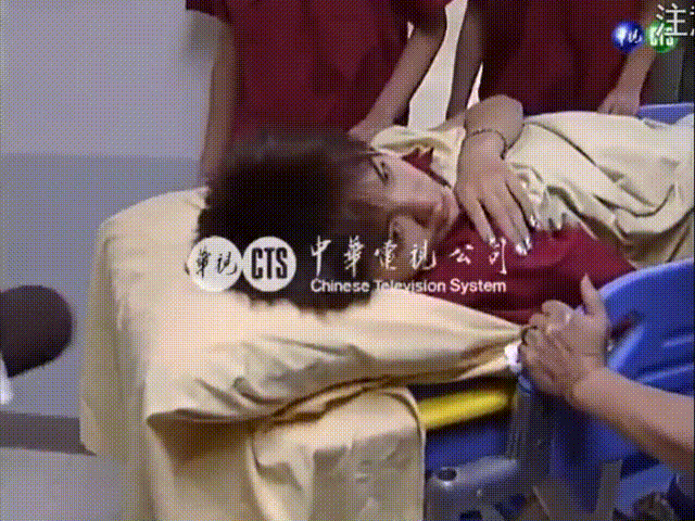 受伤 00_00_00-00_00_30.gif