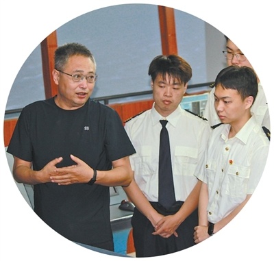 三“新”看就业 共赴好前程（校园观察@大学生）