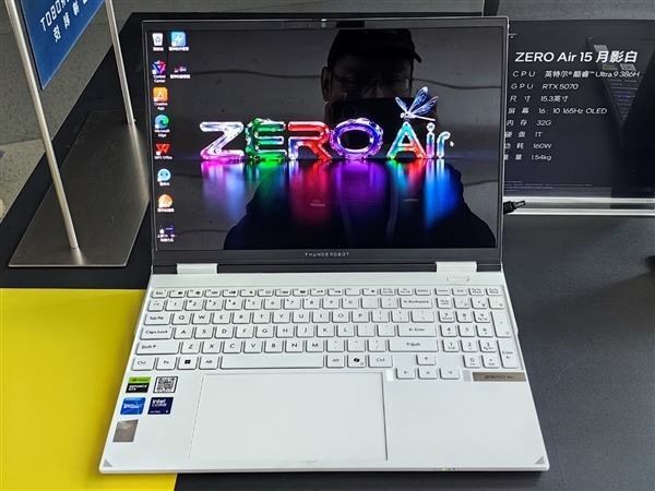 Intel Panther Lake第一波笔记本蜂拥而至!联想首发新内存、小米唯一不亮屏