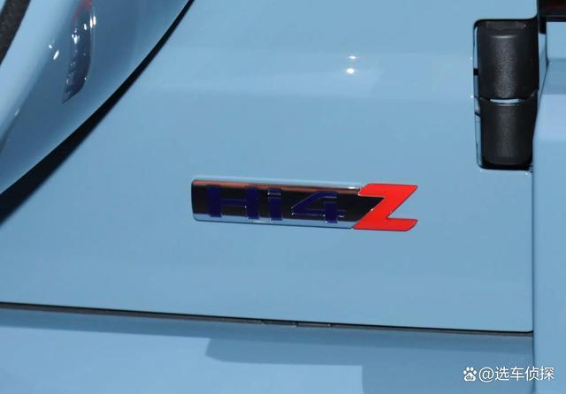 2026款坦克700对比24款，V6改四缸，Hi4-Z与Hi4-T的不同点-有驾