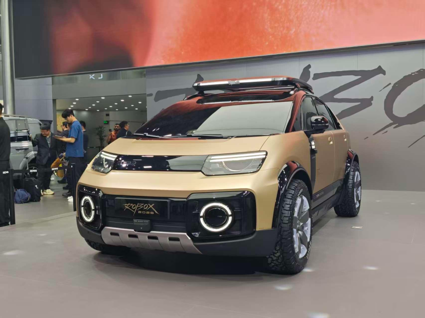 当方盒子卷成麻花，iCAR决定换个赛道