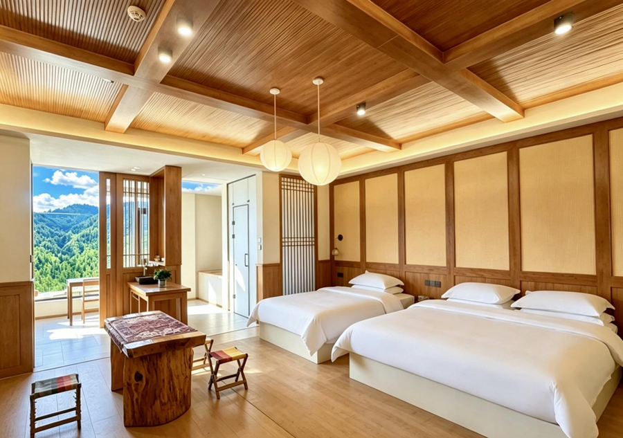 醉云涧观景酒店客房,窗外青山入画。受访者供图