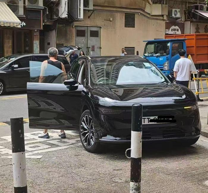 发哥都在开的车，有点东西