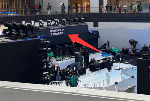 苹果成立50周年全球庆来了！成都太古里Apple Store彩排现场曝光