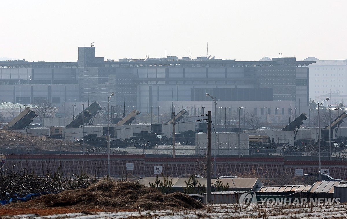 部署在平泽市“汉弗莱斯营”的“爱国者”反导系统 韩联社