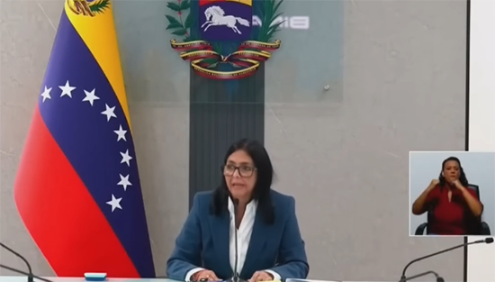 当地时间1月3日,罗德里格斯在国家电视台发表讲话 彭博社