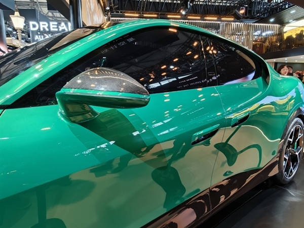 追觅首款SUV概念车首秀：超跑风格外观 辨识度拉满