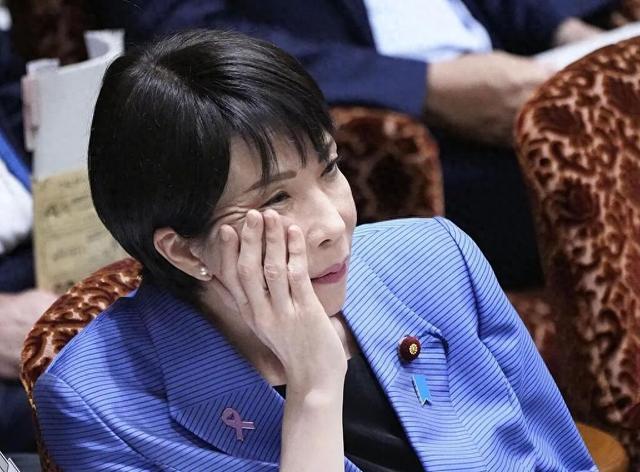 高市这首相当得是前无古人,现在从天皇到共产党都要她下台