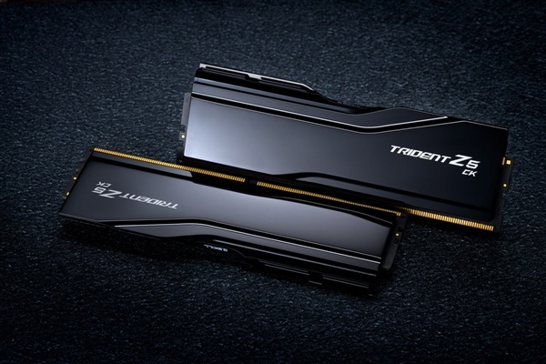 4-DIMM主板首次突破!芝奇DDR5内存跑出9200MT/s:仅1.1V电压
