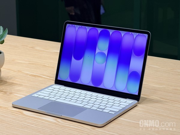MacBook Neo