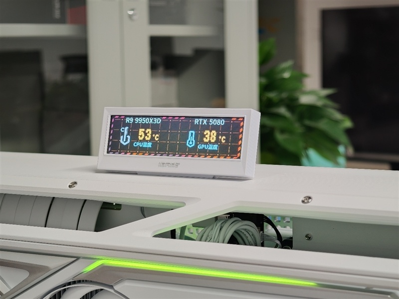 满血塞进RTX 5080与锐龙9 9950X3D!七彩虹iGame LAB Vulcan Armor火神战甲定制主机评测:地表最强ITX主机
