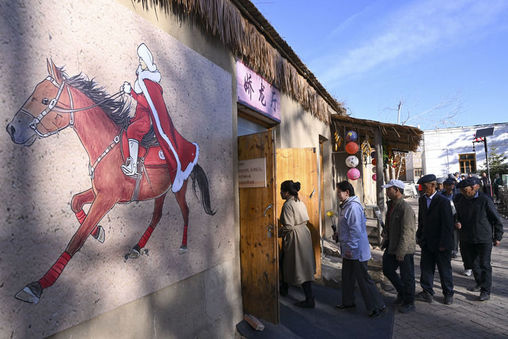 2026��4��3�գ������Ŷӽ����½������ص���֪��ݽ������׻���׷��ؽ���ͬ־Ϊ���ؾ�����ᷢչ������Ʒ�ƴ��졢ũ���������¸������Ĺ��ס��»������ ������ ��