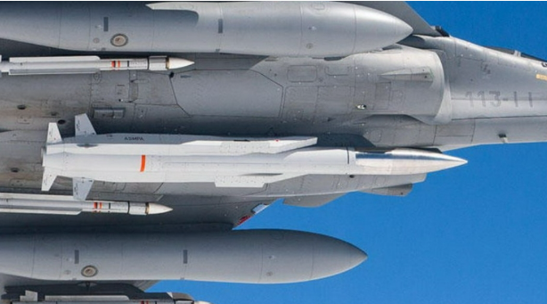 法国正研制新型空射核导弹,将采用高超声速动力系统,射程更远。