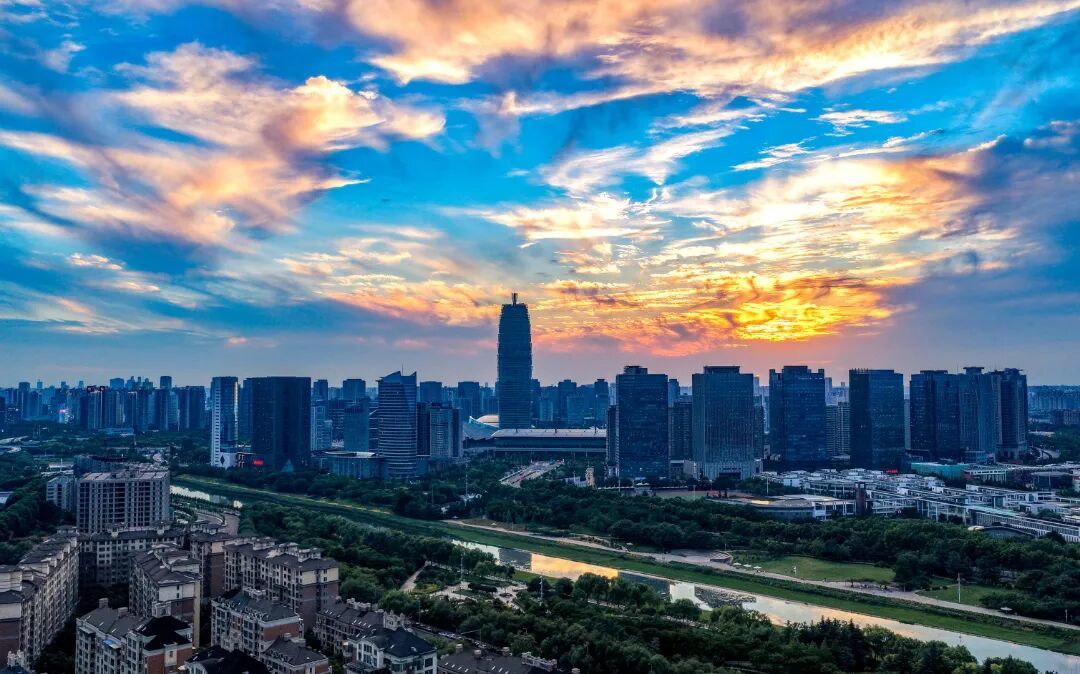2026年6月23日，CBD傍晚十分。马(10377121)-20261009112113.jpg