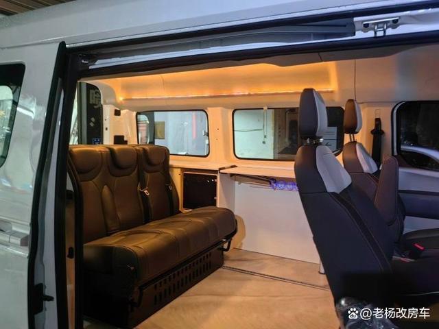 晋江长安面包车床车改装基地探秘移动生活空间打造全攻略-有驾