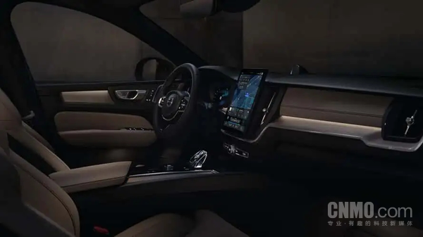 2028款沃尔沃XC60 T8内饰