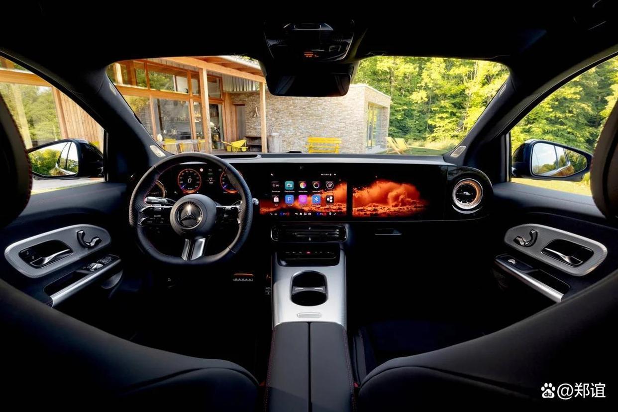 奔驰第三代紧凑型 SUV GLA 正式发布,轴距加长、搭载全新动力总成