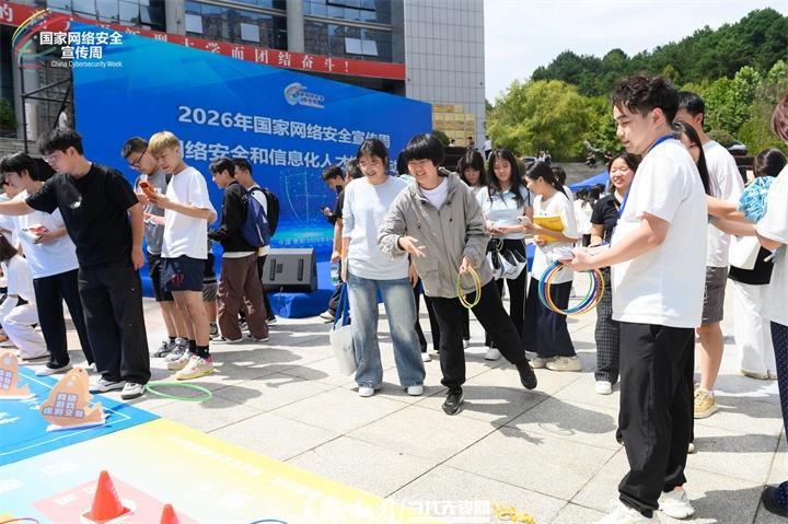 人才招聘1.jpg