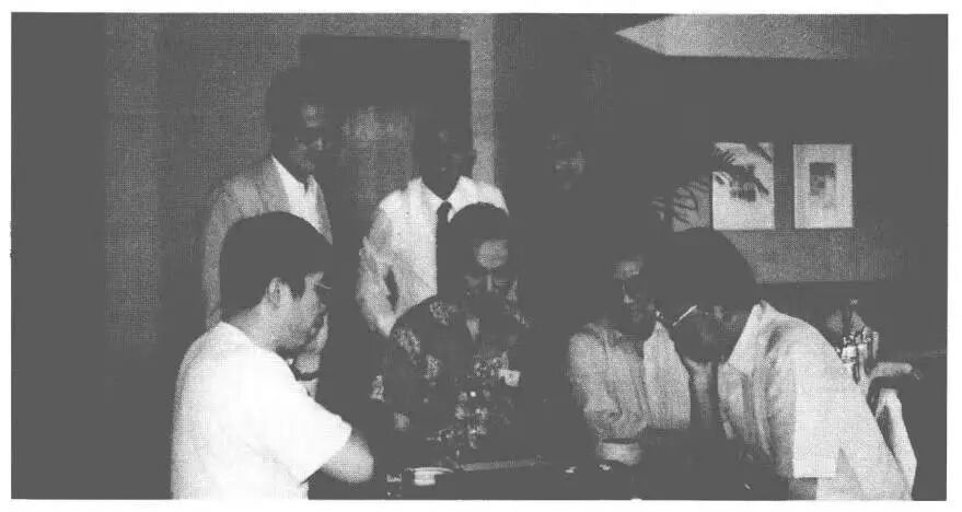 聂卫平沈君山下棋,吴淞笙裁判,金庸陈祖德应昌期观战