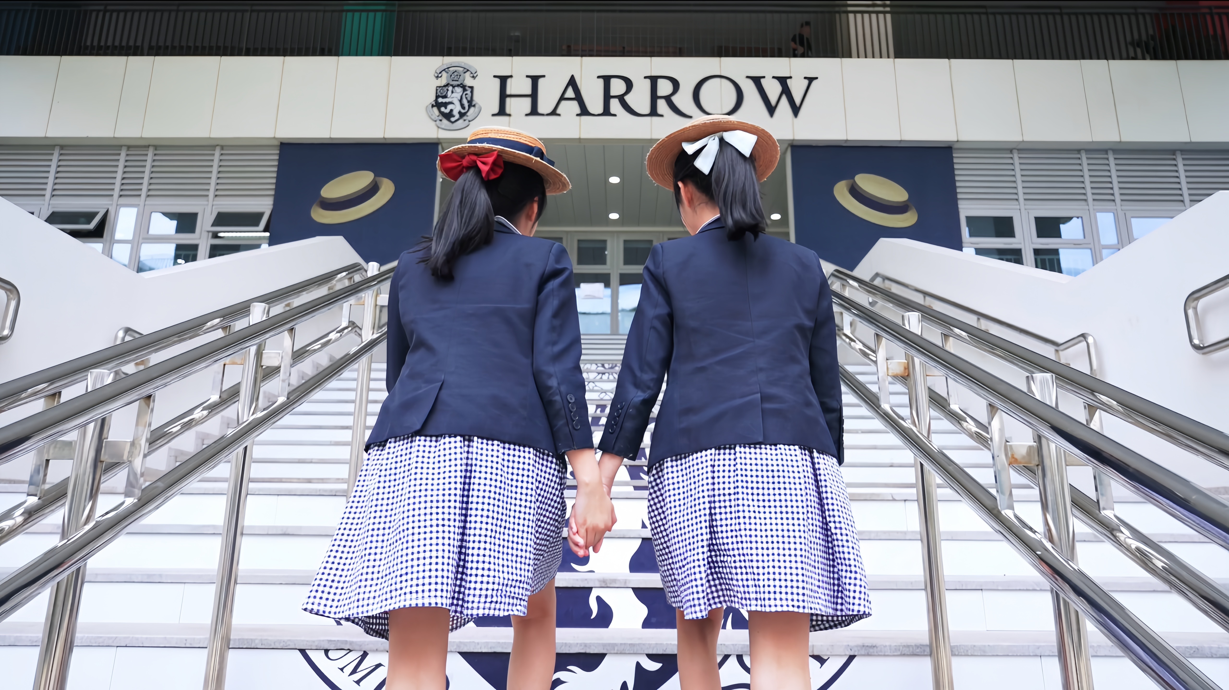 13 Evelyn 和 Amelia 2.JPEG
