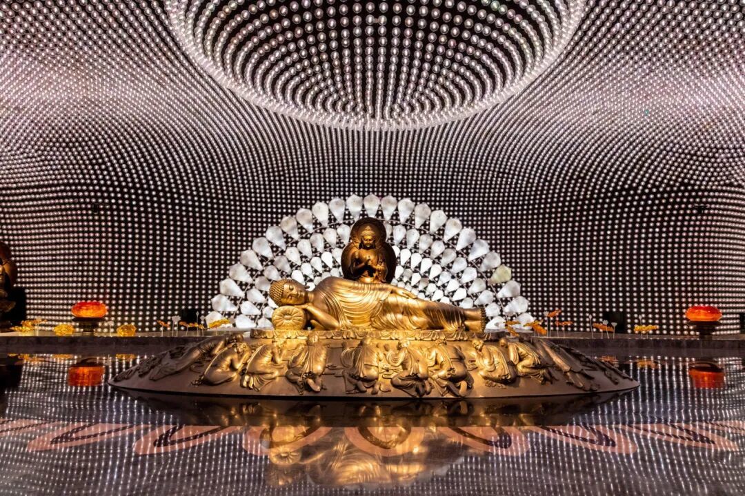 摄图网_501544328_banner_江苏南京大报恩寺佛像（企业商用）.jpg