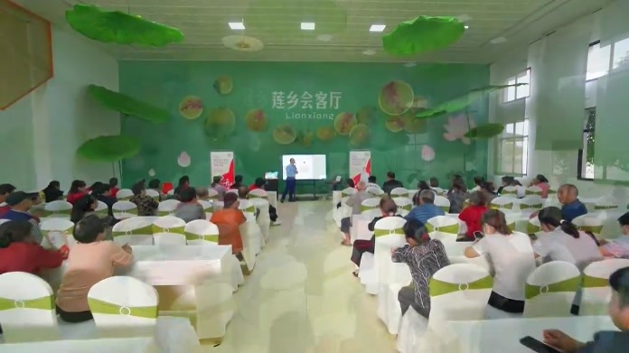 湖南农家书屋乡村领读活动(护眼专场)走进湘潭县易俗河镇宝塔村