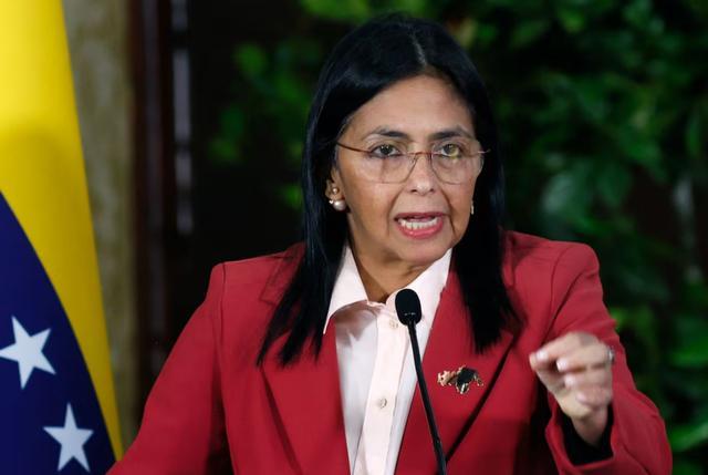 德尔西是标准的左翼出身