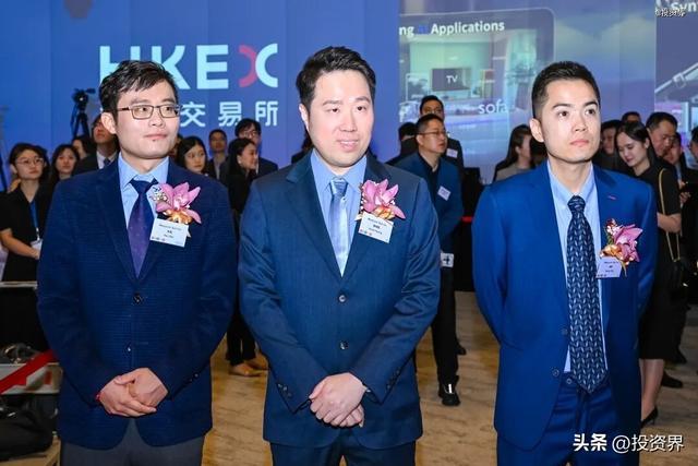 左起：朱皓、黄晓煌、陈航