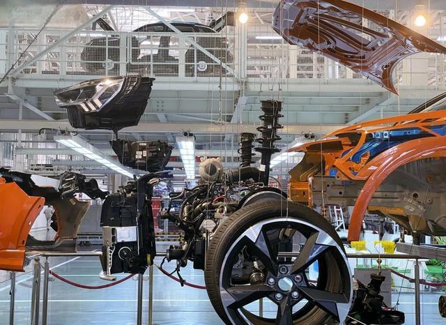 合资燃油车跌破6万!价格风暴背后,谁在割肉求生?-有驾