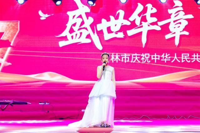 童声联唱。